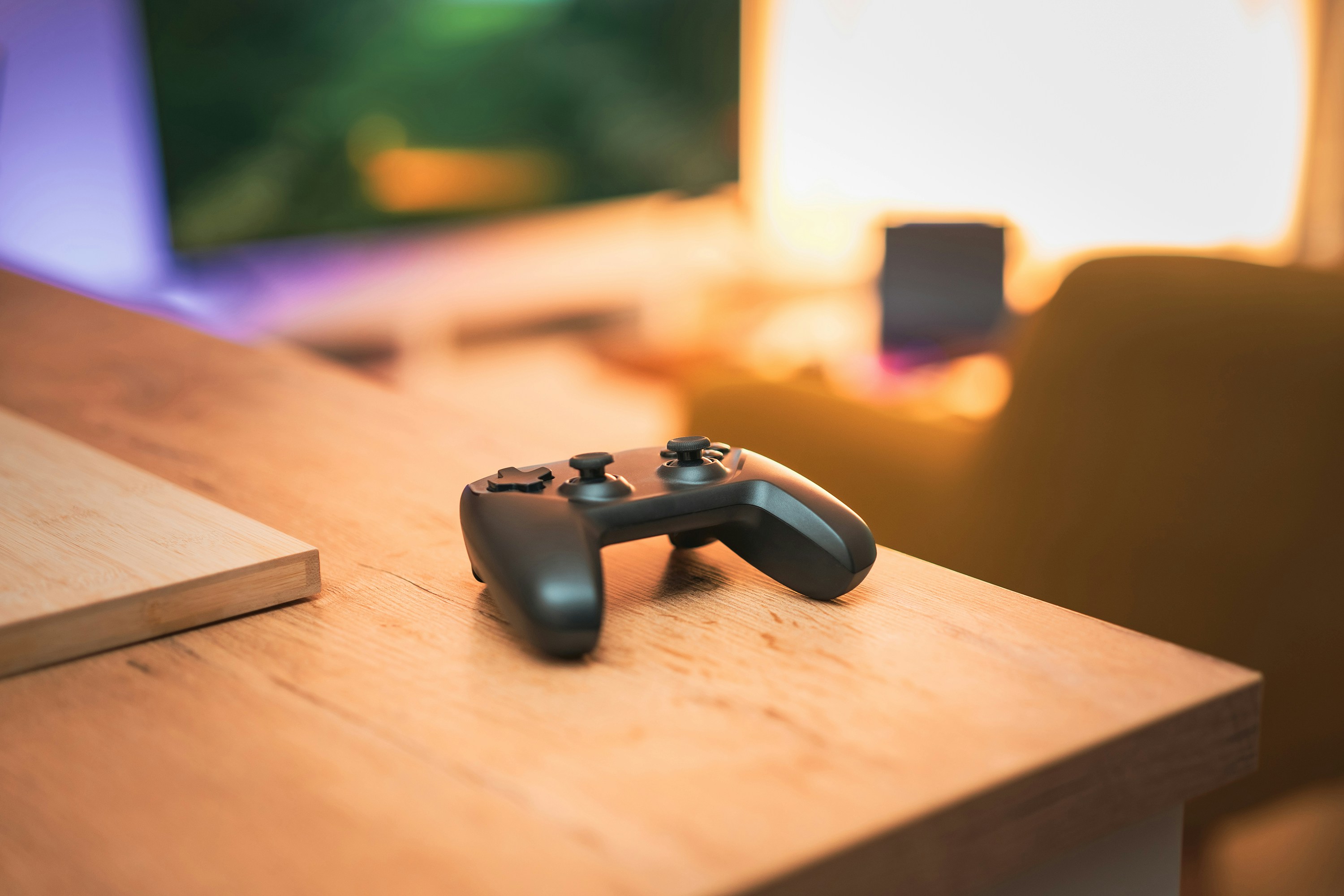 Console hardware and controller detail